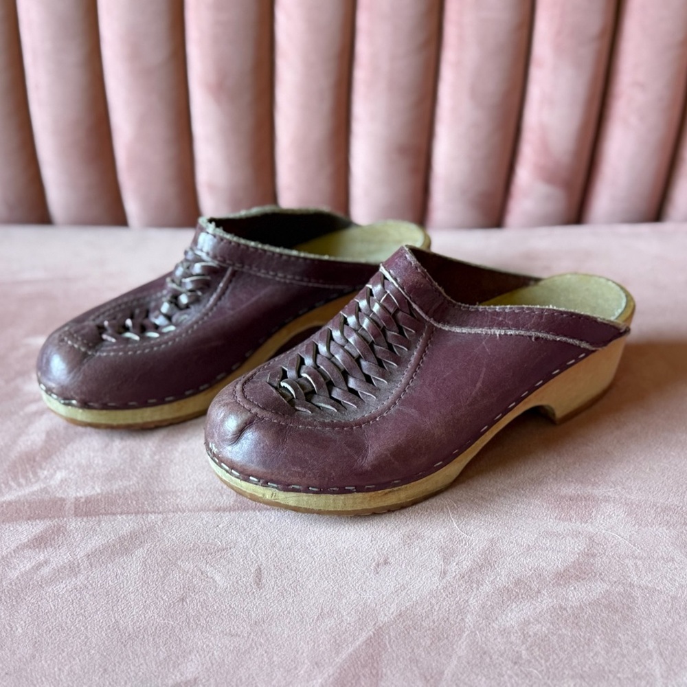 Source Unknown Burgundy Leather Mules